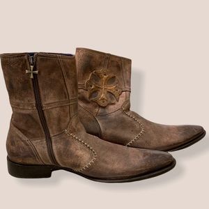 Mark Nason Men’s boots size 8 Never Worn!